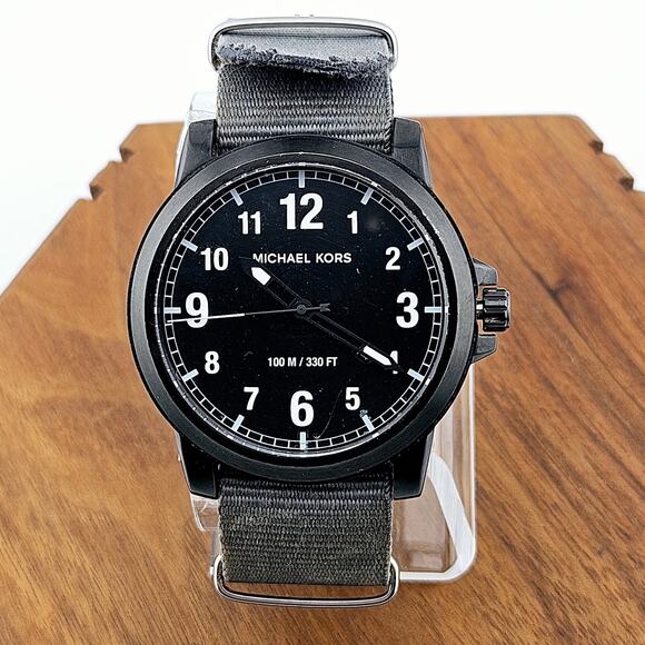 Michael Kors Paxton MK8502 Men's Watch - Picture 1 of 6